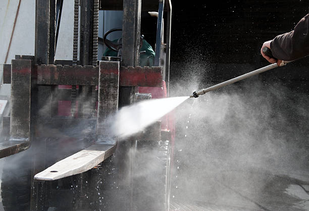 Pressure Washing Contractors in Marin City, CA